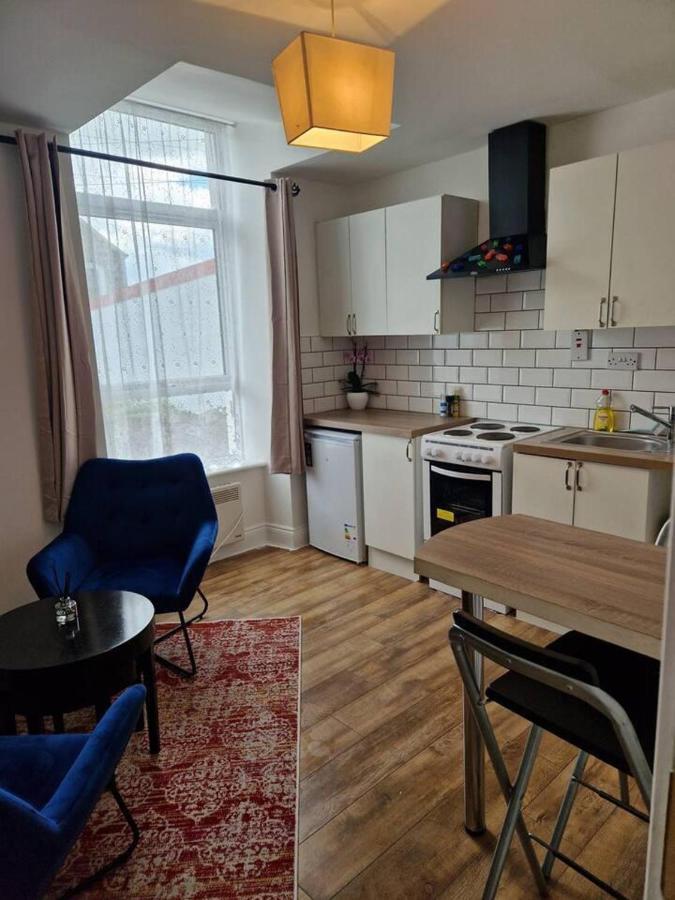 Beautiful 1-Bed Apartment In Cork Exterior photo